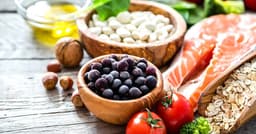 تغذیه سالم چیست؟ + راهنمای داشتن سبک غذایی سالم در زندگی