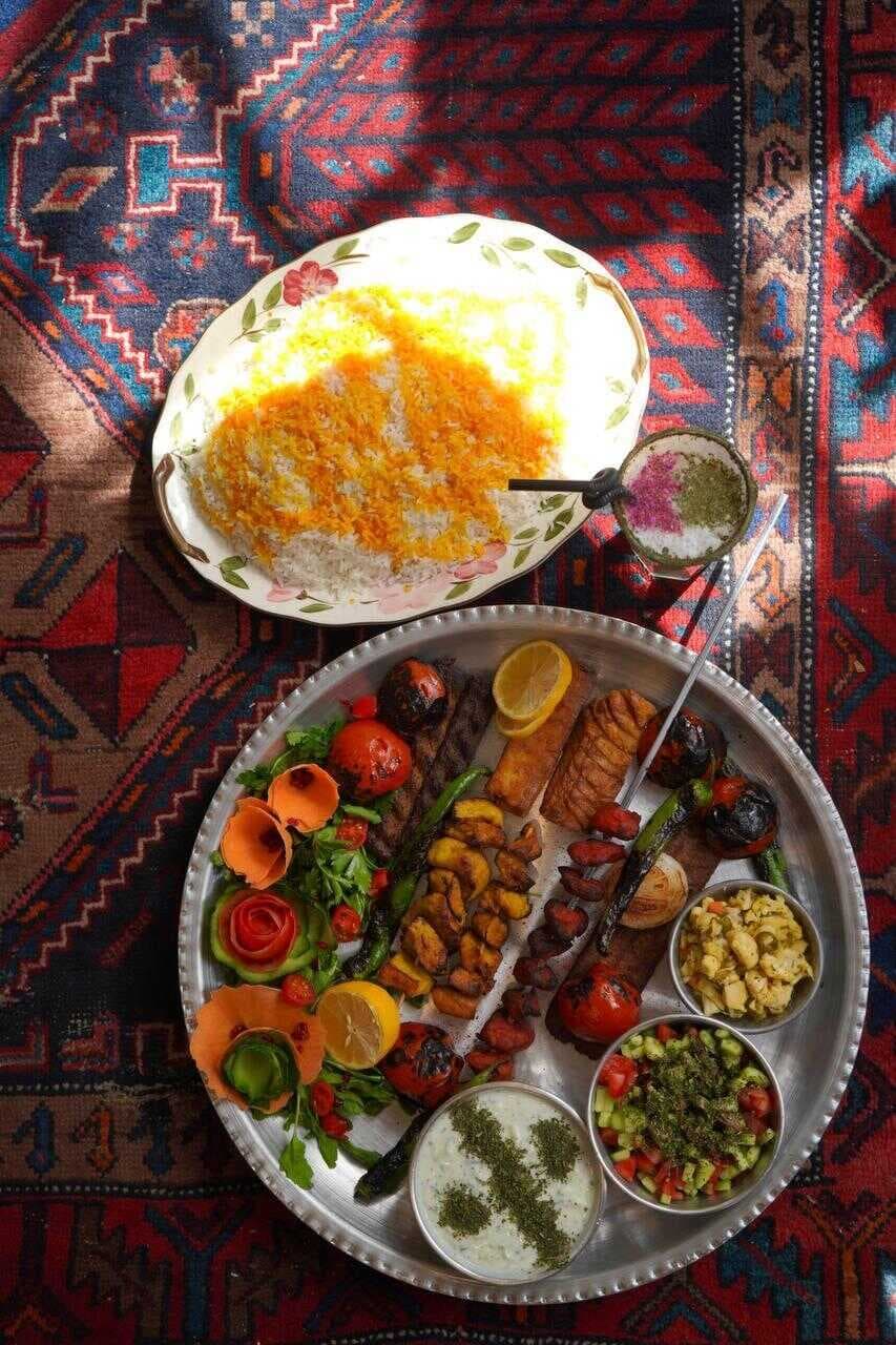 سینی کبابستان خانوادگی
